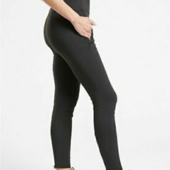 Athleta Headlands Hybrid Tight - Picture 11 of 12